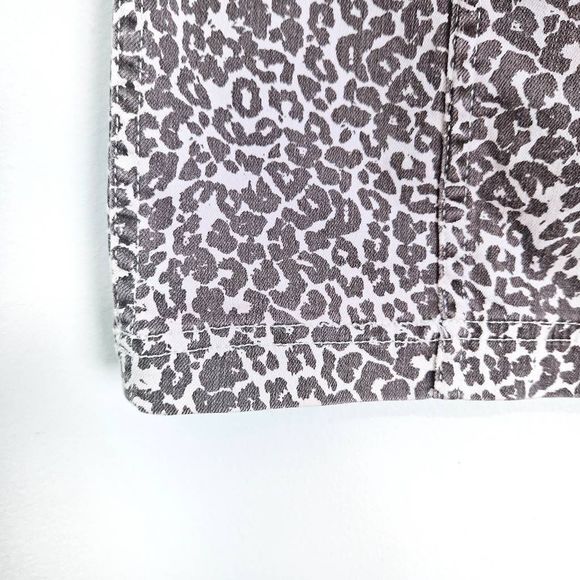 FREE PEOPLE Cheetah Leopard Print Pink Blush Punk Femme Denim Mini Skirt Size: 4 - Picture 2 of 7